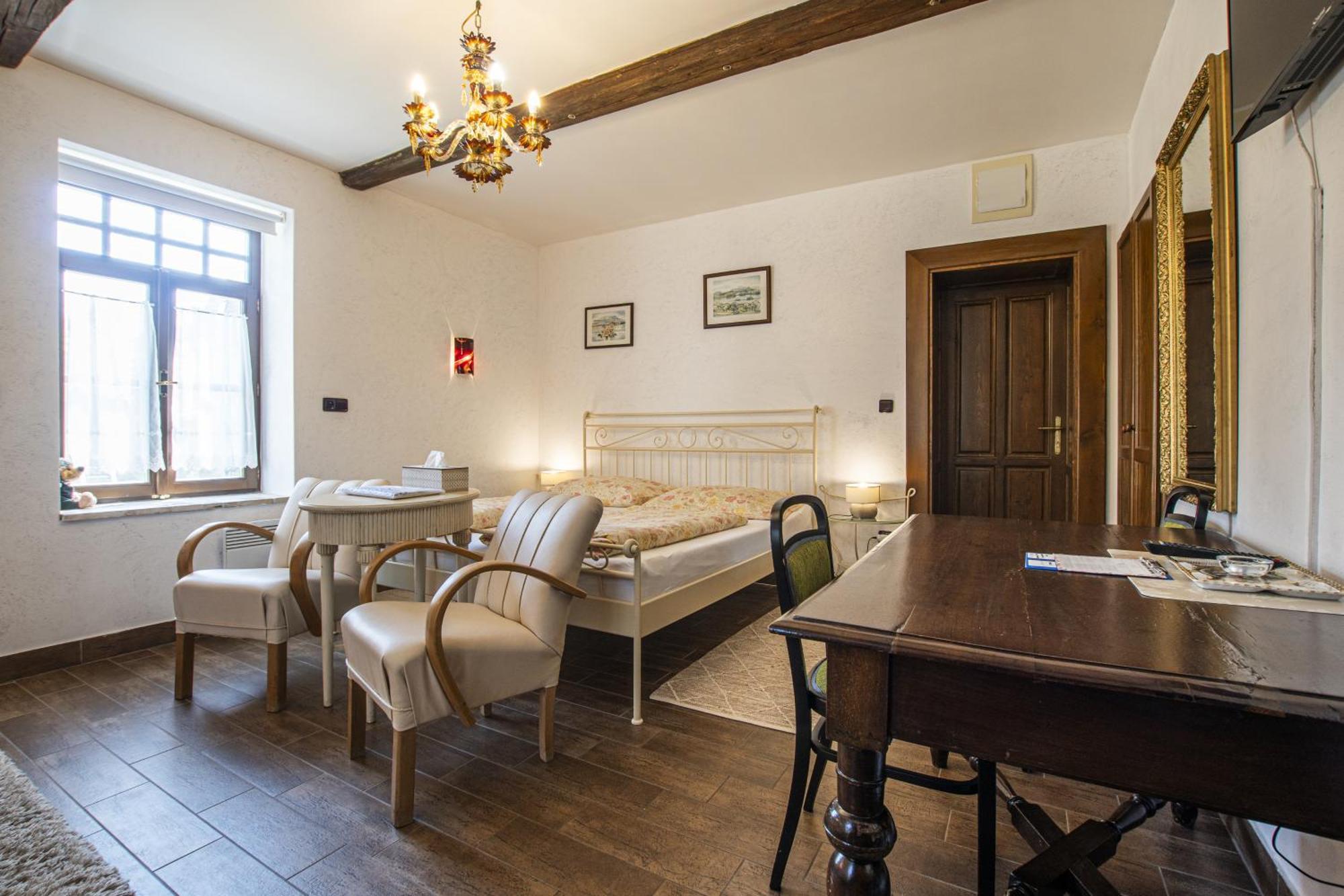 Lichtenstejnske Domky Lednice Room photo